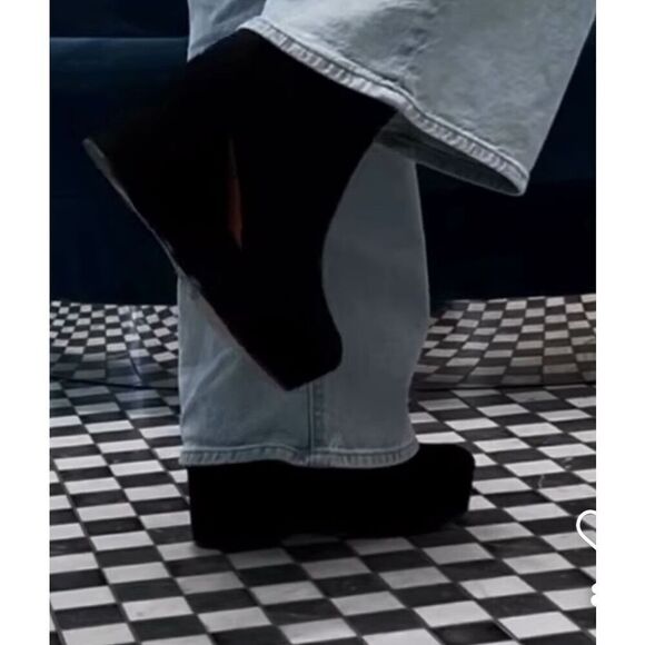 Clergerie Paris BELEN Suede Platform Boot Black size 9 $795.00 - Picture 7 of 8